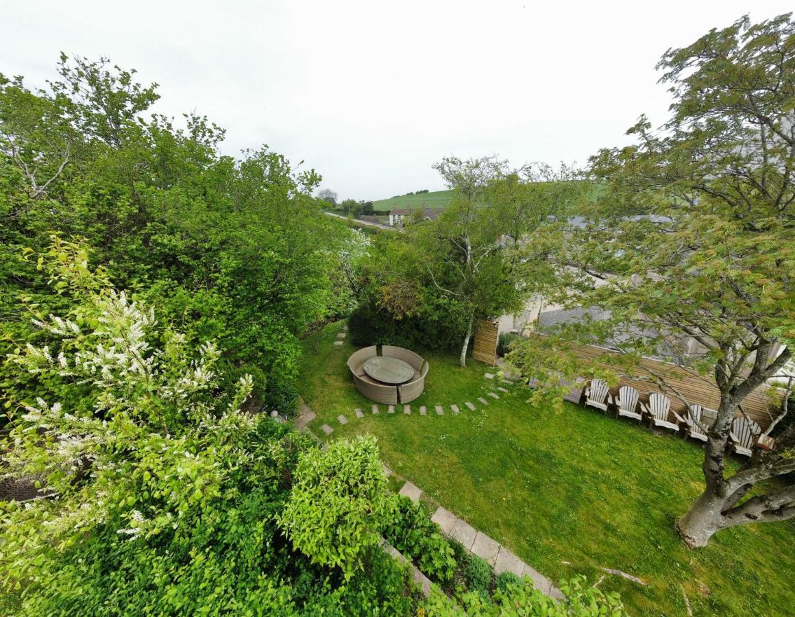 Wisteria View With Hottub & Cabin Sleeps 20 Chippenham  Exterior photo